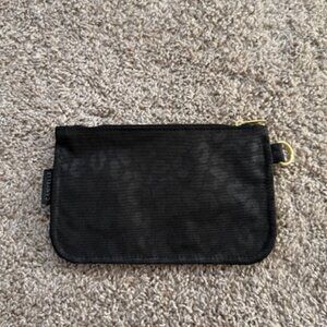 Canvelle Flat Pouch